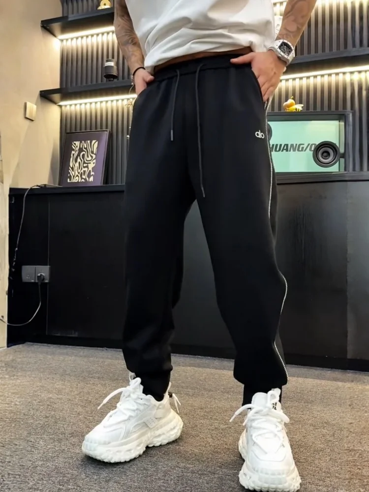 

Men's Thiened Fce Lined Autumn Winter Casual Sports Pants Loose Fit Comfortable Elastic Waist Dstring Design Faionable