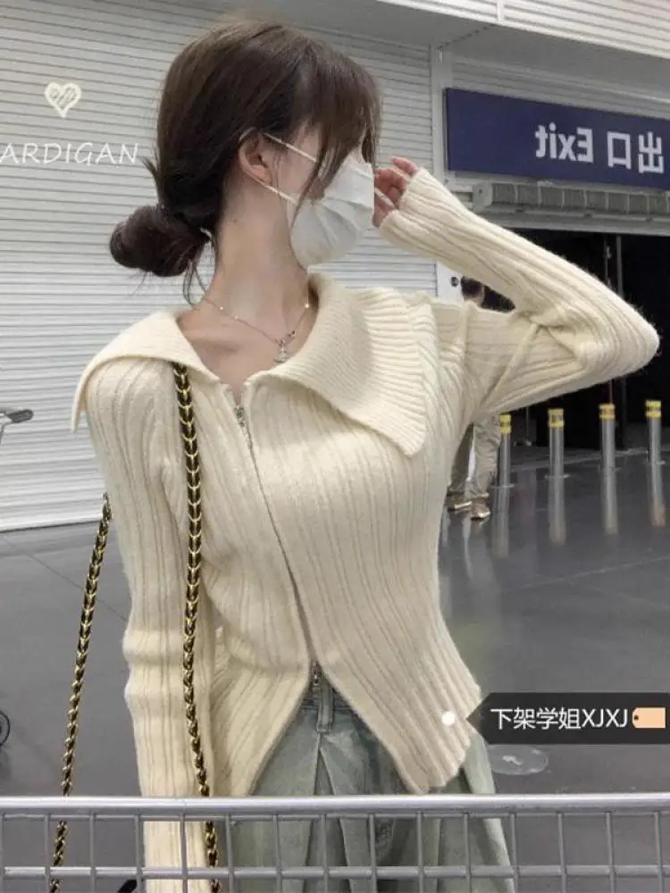 

Женский бежевый тонкий короткий кардиган на молнии с длинными рукавами, свитер, осень-зима, модный шикарный серый теплый универсальный вязаный топ, повседневные