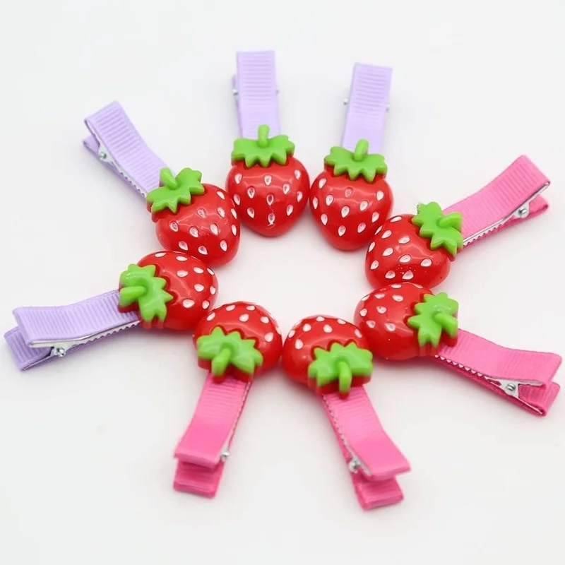 10 Pcs Mini resina fragola posteriore piatta per abbellimento Scrapbooking Clip di capelli artigianali fai da te accessori fai da te custodia per telefono Decor