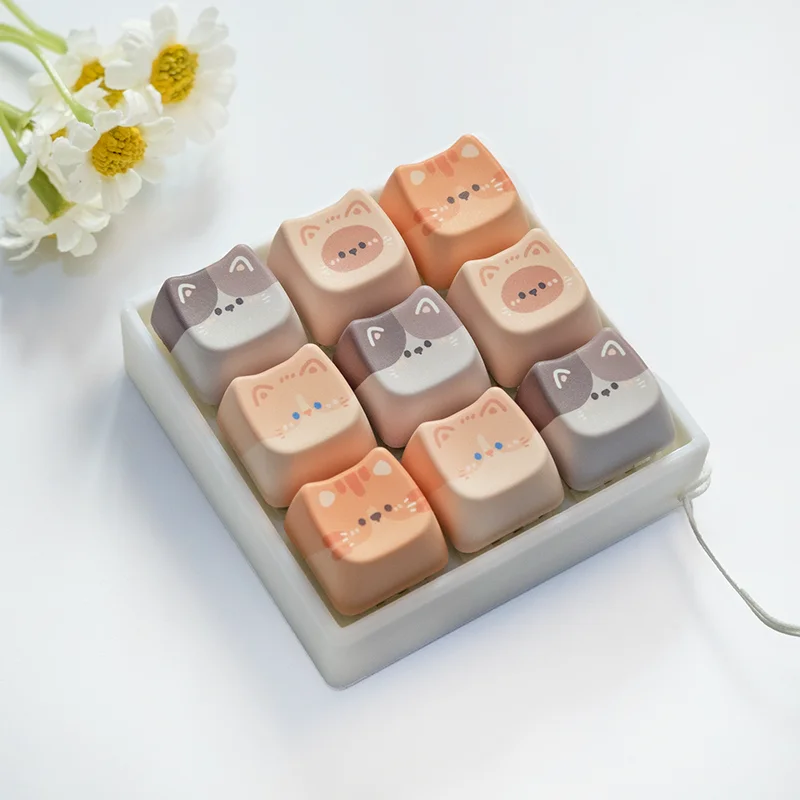 9 Keys Cat Mechanical Fidget Keyboard Clicky Stress Relief Toy Cute Desk Keyboard Switch ASMR Gift for Adults Kids