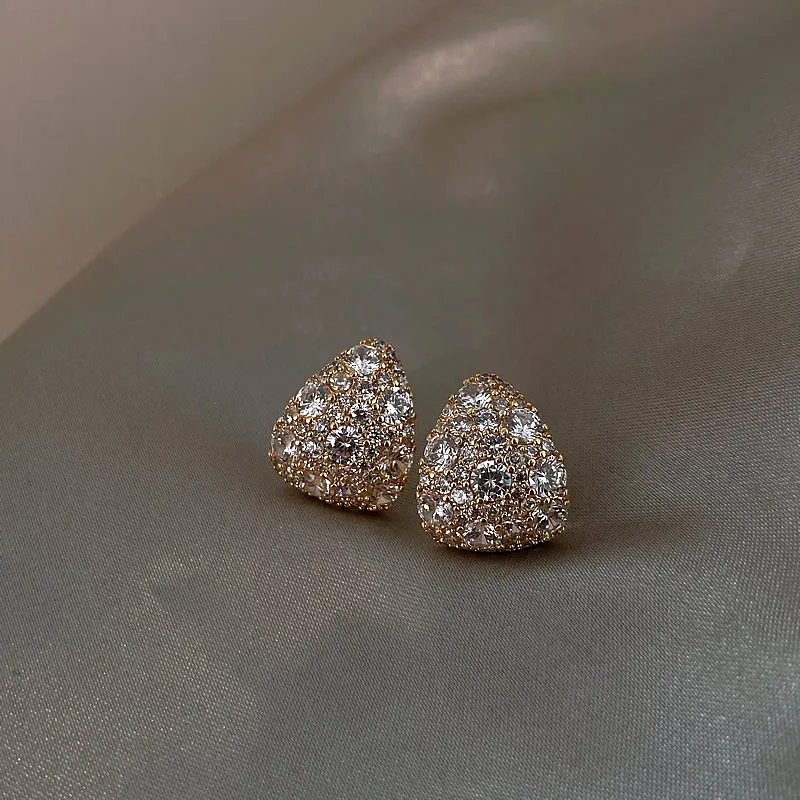 2025 Nuovo lusso Micro set Zircone Orecchini a forma di goccia Accessori delicati per gioielli di moda coreani Orecchini a bottone da donna