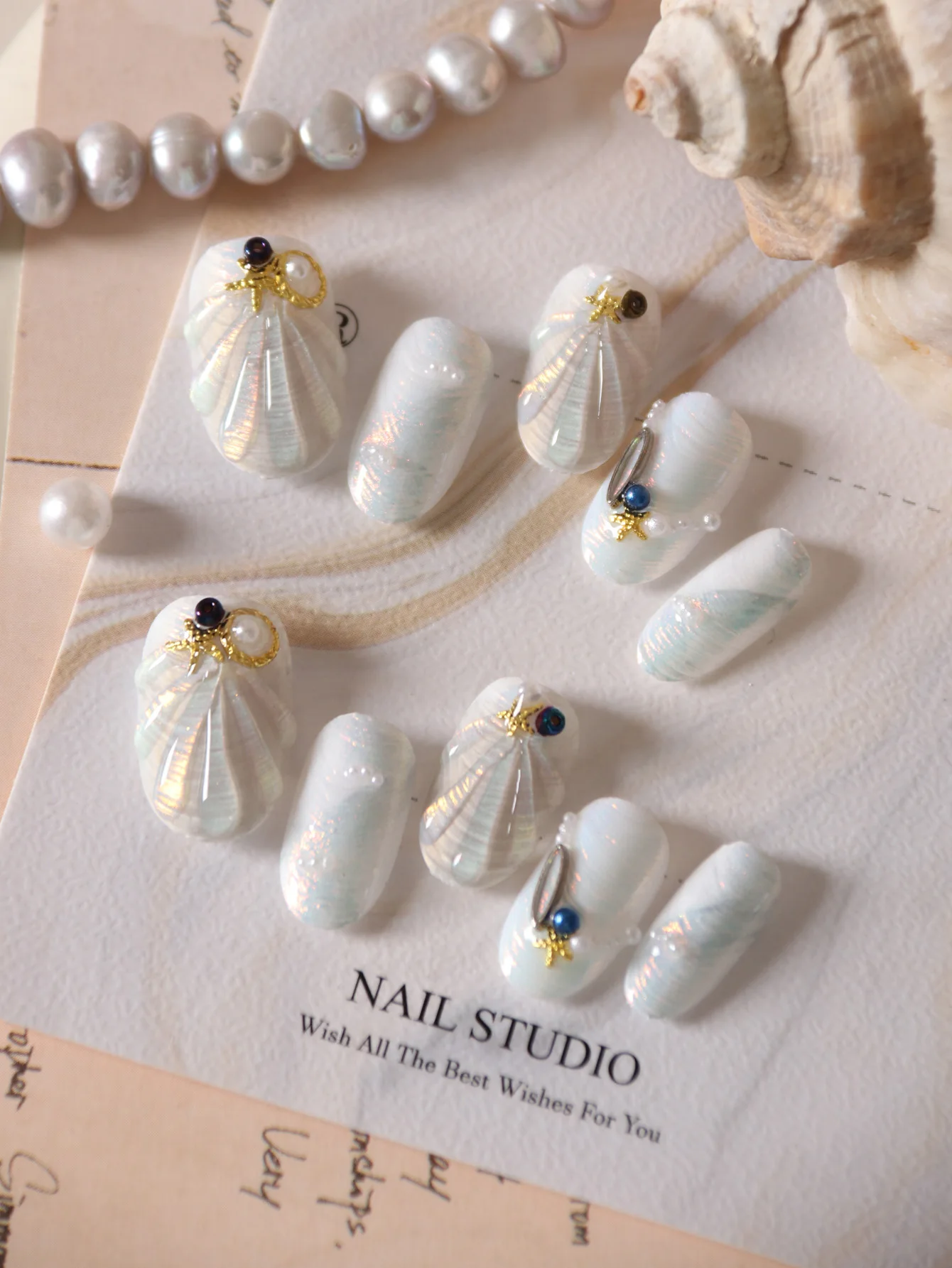 10 Uds. De uñas postizas acrílicas de concha de sirena blanca corta, incluye 1 hoja de pestañas adhesivas y 1 Mini archivo