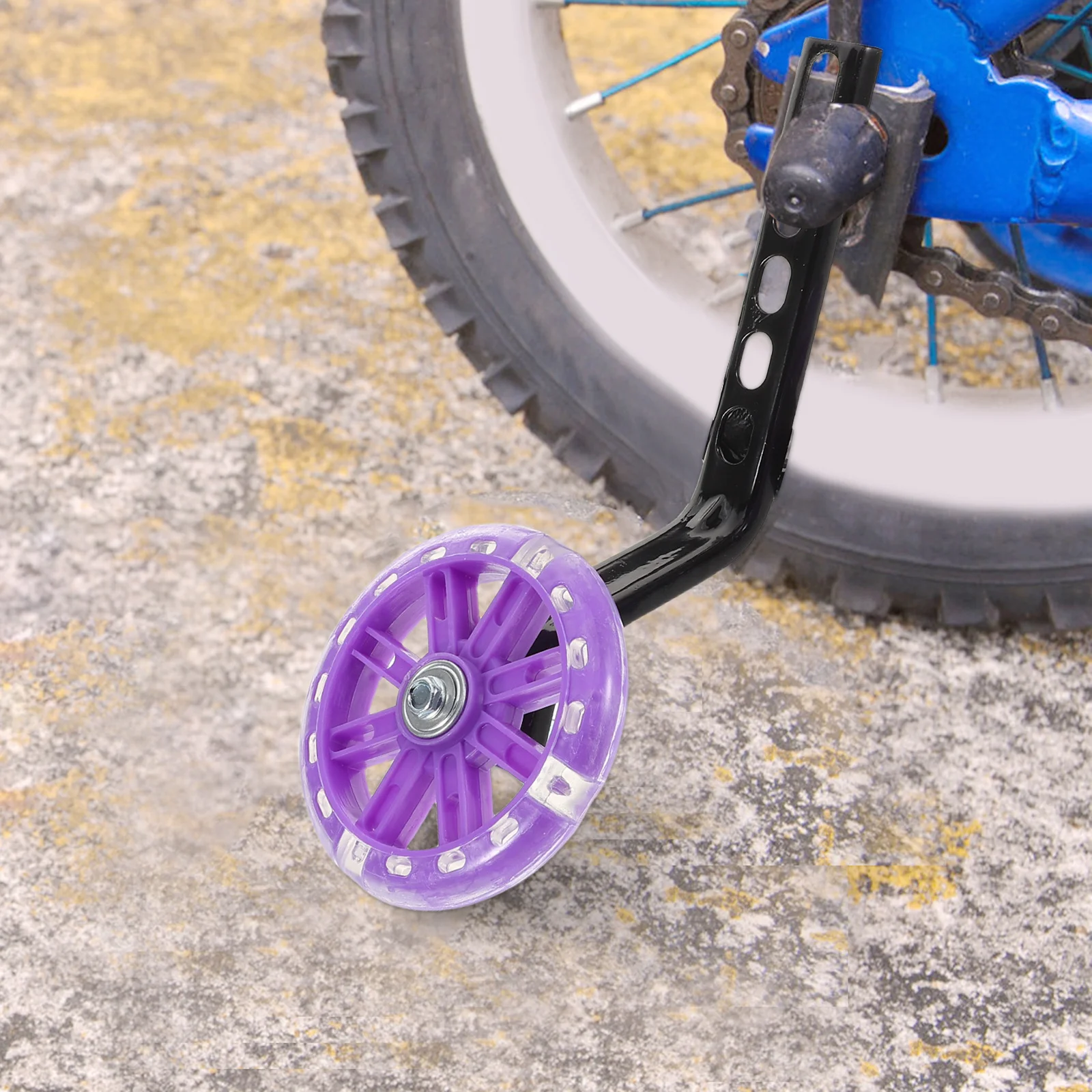 

1 Pair Bicycle Auxiliary Wheels Flash Mute Kids Bike Training Wheel For Stability Safety Quick Install Compatible With Most