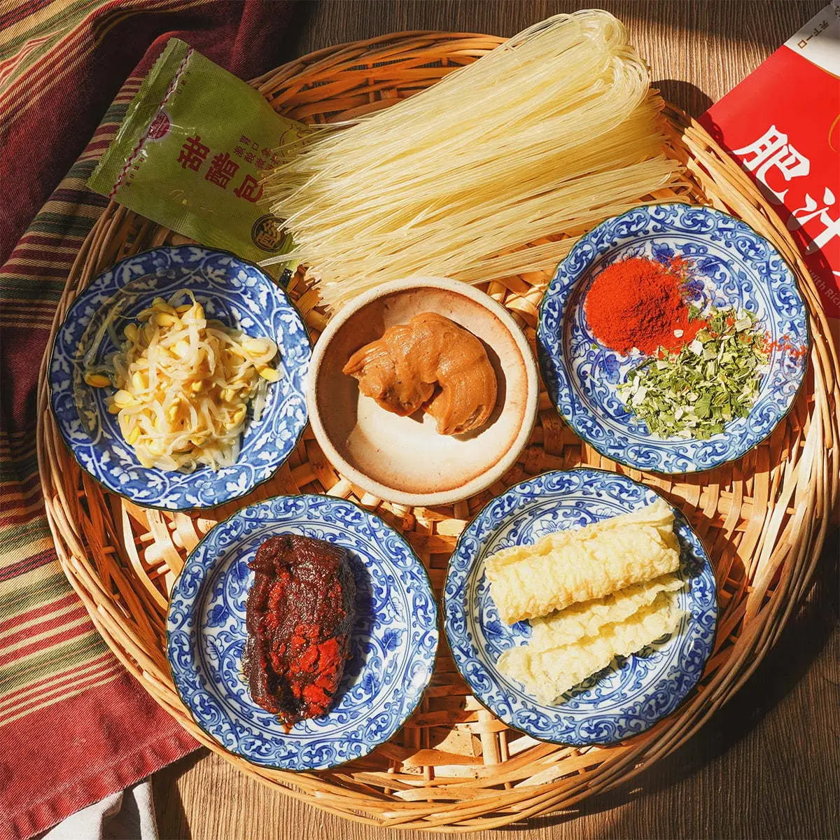 [7 paket] LUOBAWANG nasi mie Luo Ba Wang 310g * 7 paket