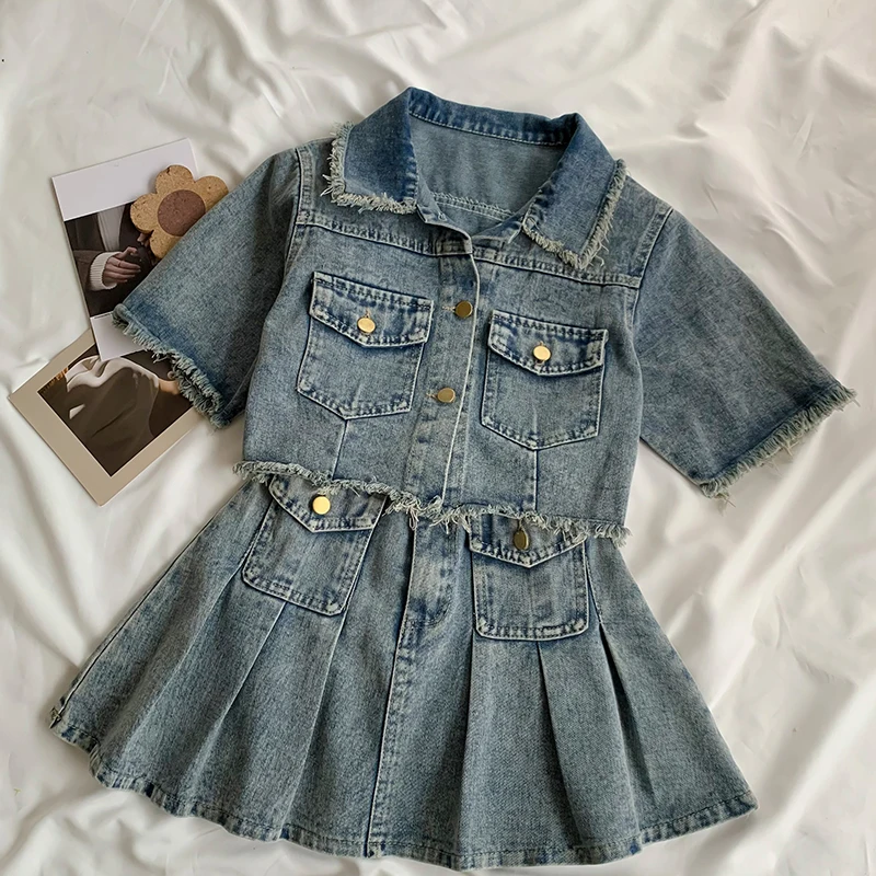 

Hot Girl Denim Skirt Sets Short Sleeve Turn Down Collar Cropped Tops + Pleated Skirt Retro Women 2Pcs Suits Streetwear