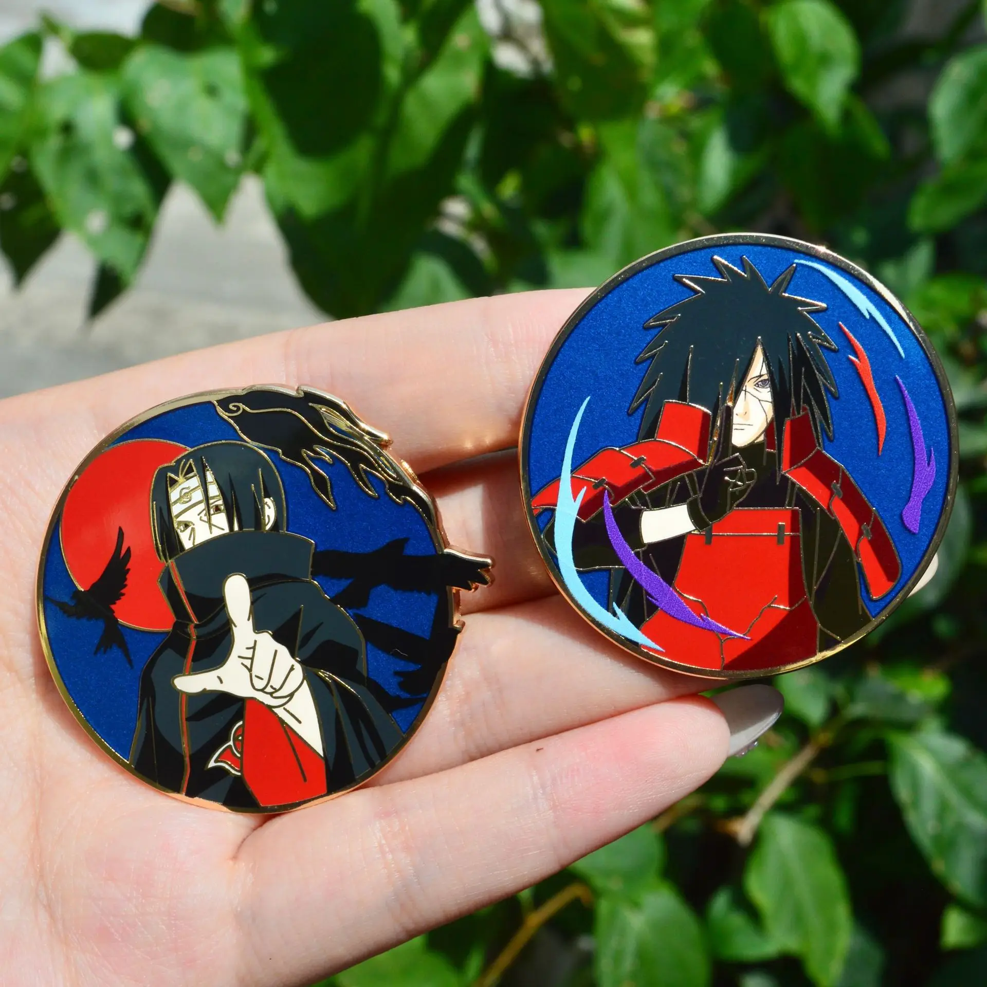 Uchiha Itachi Uchiha Madara Pins Anime NARUTO Abzeichen Manga Broschen Anhänger für Tasche Rucksack Kleidung Revers ACG Cosplay Spielzeug Geschenk