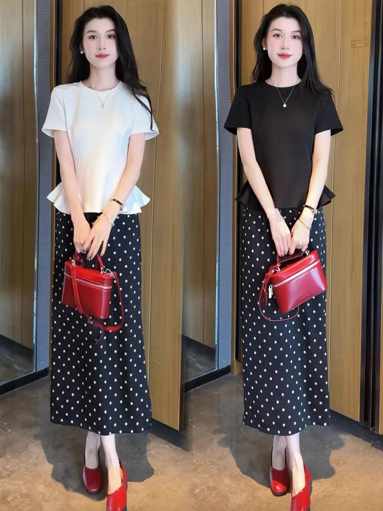 

Fashionable Slimming Summer Outfit Women's Polka Dot Half-Skirt Short-Sleeve T-Shirt Set High Waist Casual Wear for Adults
