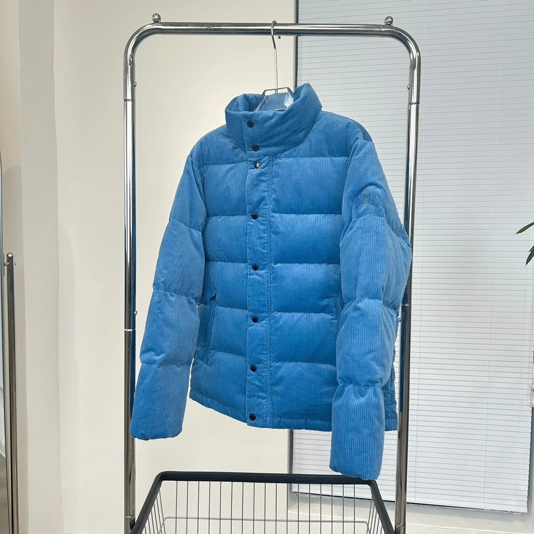 الشتاء النساء الملابس الفاخرة الوقوف طوق الدافئة أسفل سترة مصمم الأبيض أوزة أسفل سترة عادية قصيرة العلامة التجارية النساء أبلى