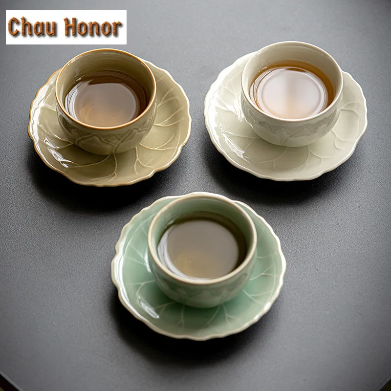 65ml Retro Celadon Sample Tea Cup Tea Maker Ceramic Master Cup Handmade Large Relief Lotus Tea Cup With Coaster Kung Fu Teaware