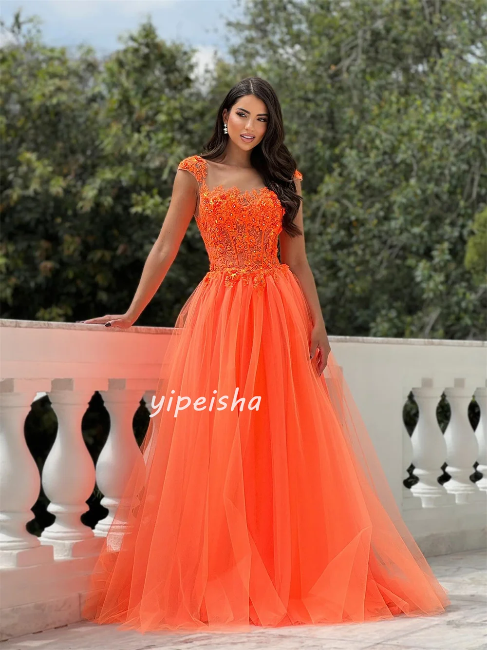 Personalizado de alta qualidade intrincado tule apliques ruched a linha fora do ombro vestidos longos sob medida vestidos de ocasião combinando