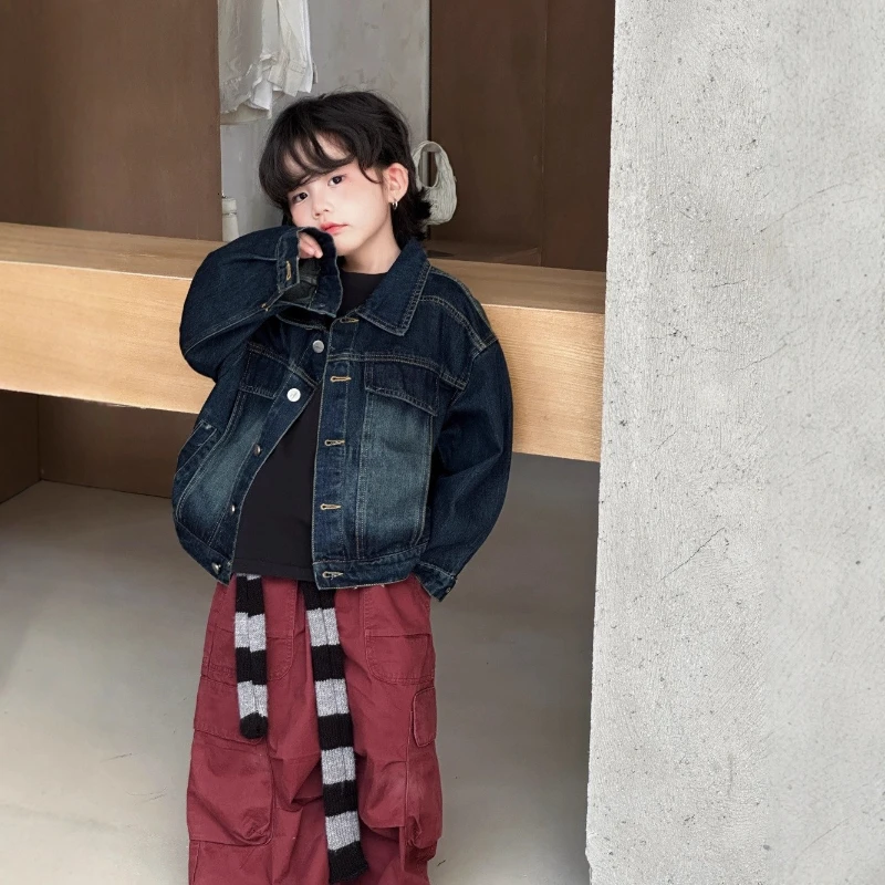 

2026 Spring New Children's Hot Selling Dark Washed Single Breasted Flip Collar Design Cowboy Jacket