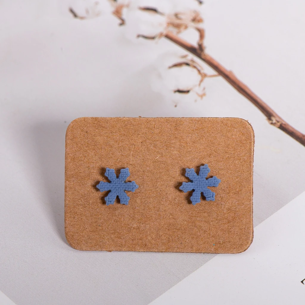 Snowflake Stud Earrings for Women Cute Winter Clay Jewelry Lightweight Daily Wear Accessories Gift for Girls Teens S001208