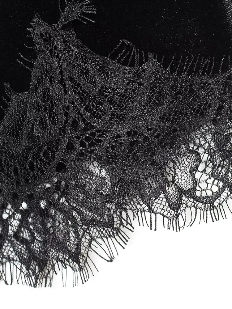 فستان حفلات نسائي أنيق من NLZGMSJ موضة ربيع 2026 مُزين بالدانتيل بدون أكمام بدون ظهر ورقبة مستقيمة فستان طويل ميدي مخملي نحيف