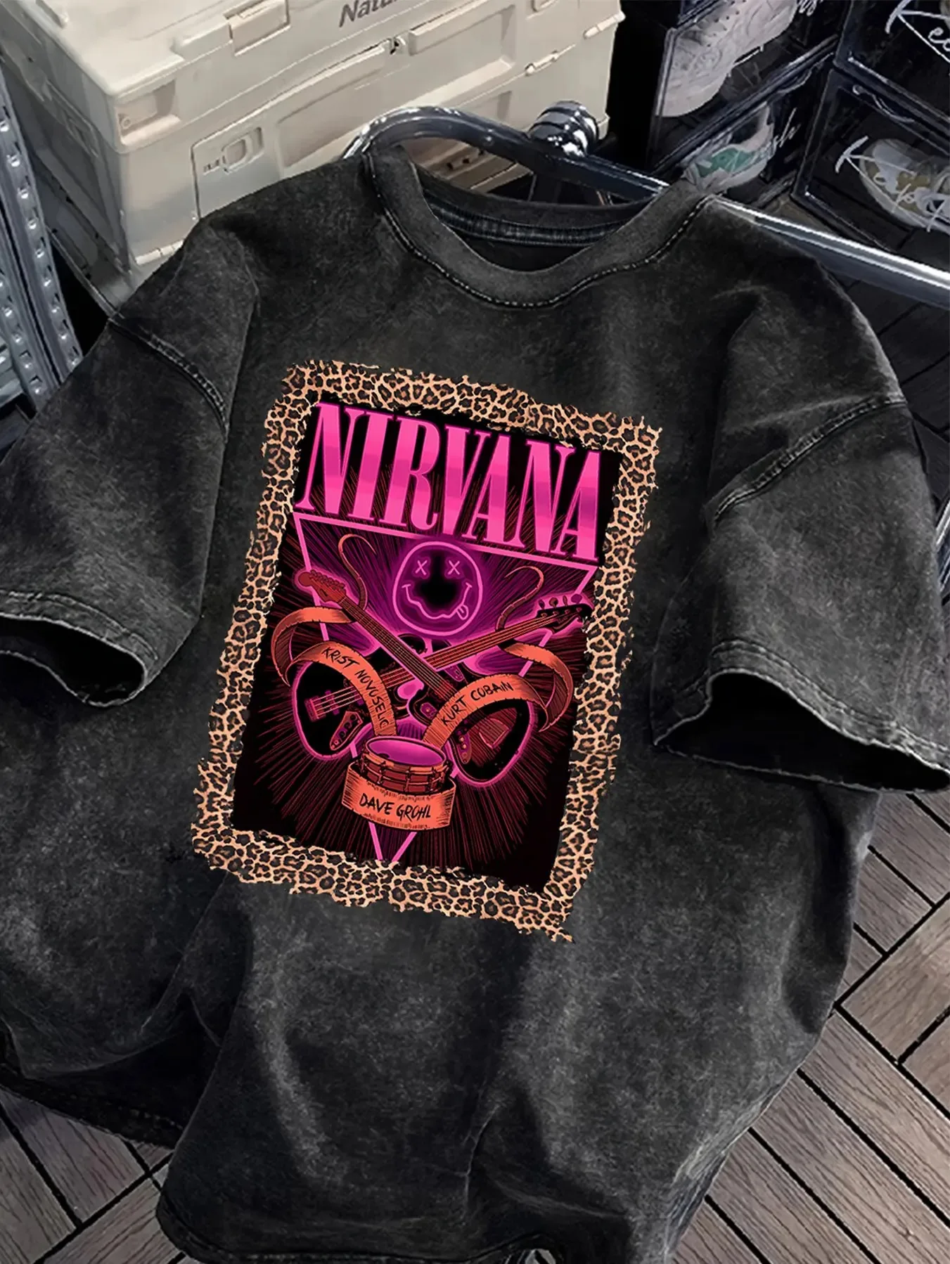 Vintage Nirvana-Print High Street T-Shirts mit Metallmuster, gewaschen, Y2K Grafik, Streetwear, ästhetische Oberteile für Damen – Detail 3