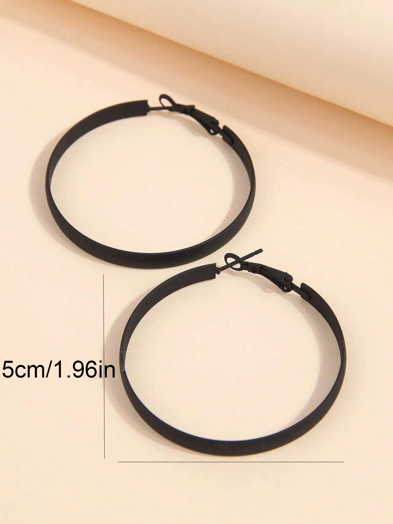 BLIJERY Trendy Fashion Black Color Big Hoop Earrings for Women Jewelry Punk Circle Earrings Basketball Brincos Femme Gift