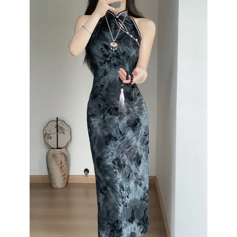 2 Colors Sexy Halterneck Slim Fit Long Cheongsam Modern Women's Clothing Chinese Style Nightclub Party Dress Mandarin Qipao 2XL