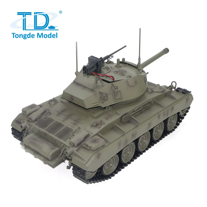 1/16 Scale Tongde M24 Chaffee RC Light Tank 320°Rotation Infrared Barrel Recoil Remote Control Military Model for Hobbyists