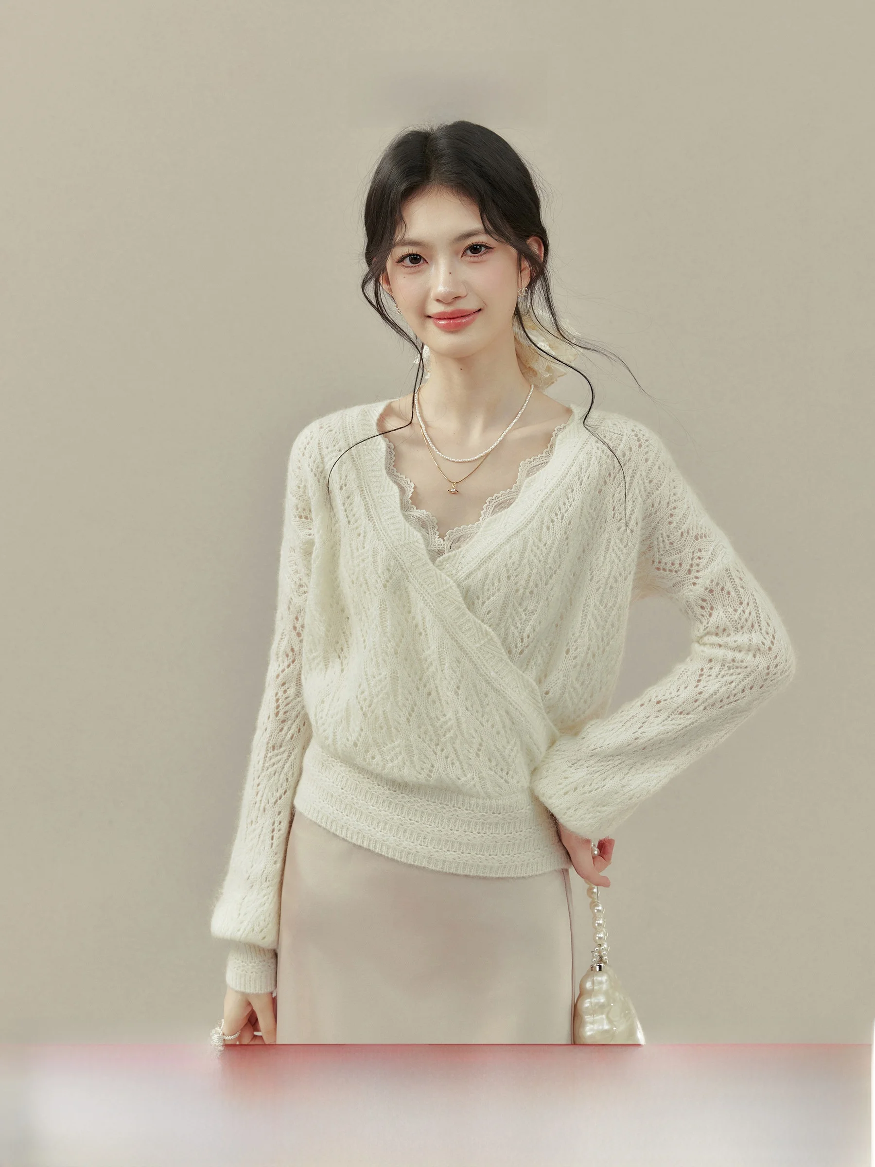 

Женский трикотажный топ Spring Wild Tour с V-образным вырезом и длинными рукавами, утягивающий, больших размеров, модная женская одежда