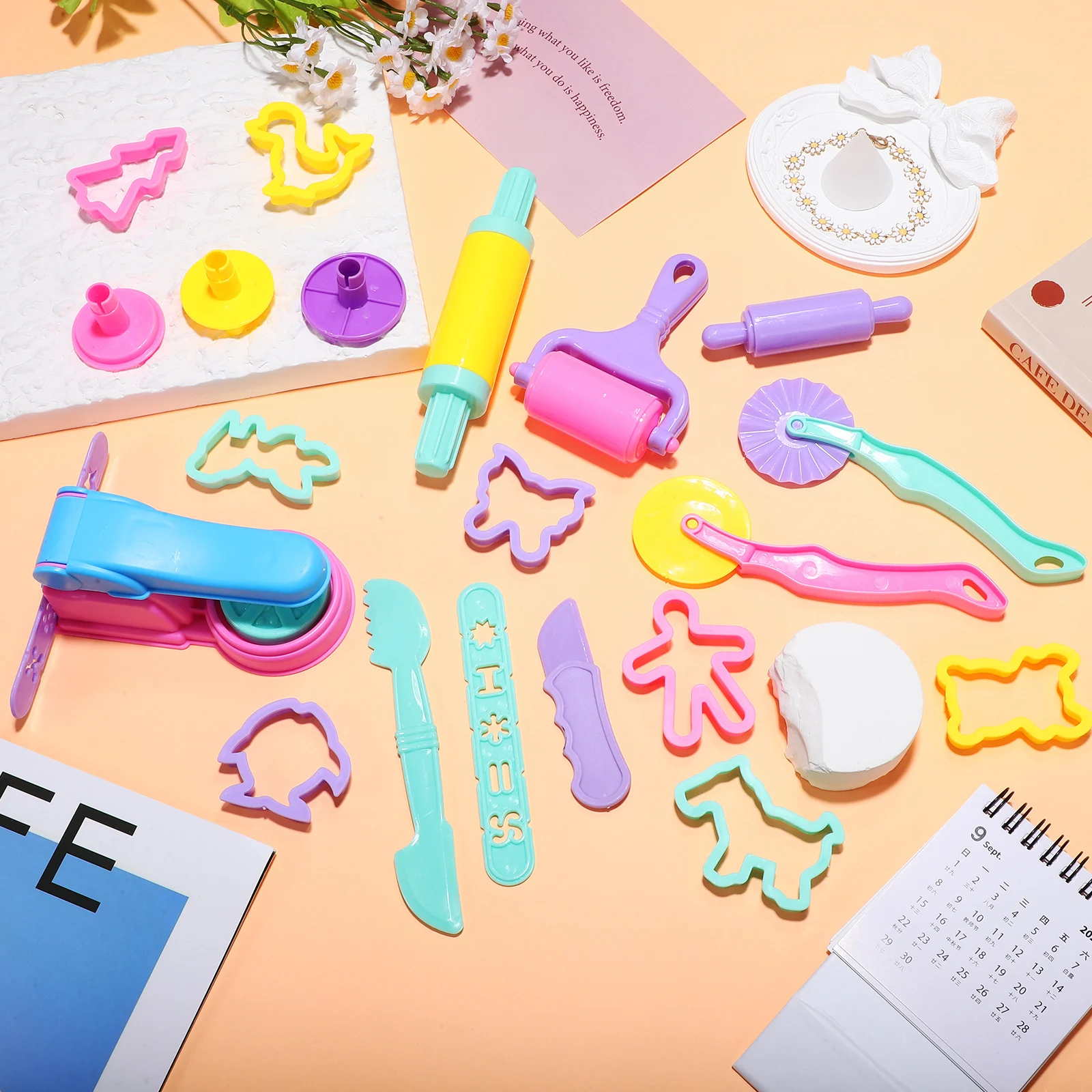 22 pezzi kit di strumenti per modellare l'argilla stampi per animali in plastica macchina per noodle strumenti educativi divertenti e creativi per bambini