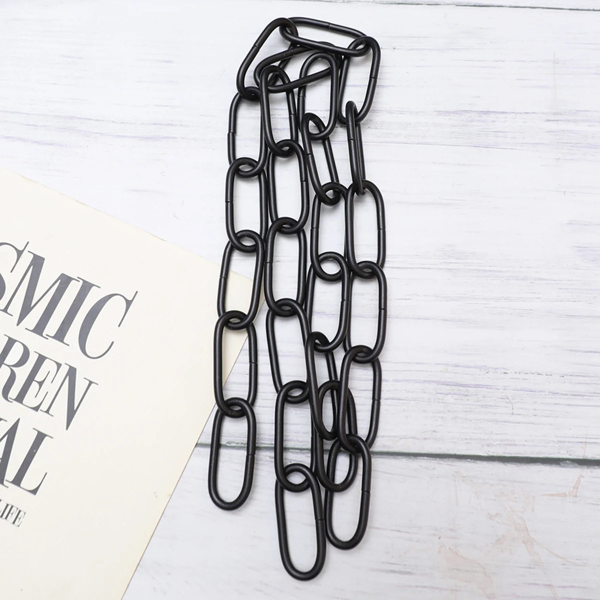 

1M in Length Iron Chain Durable 4MM Thick Hanging Chain Utility Crystal Lamp Chain Lighting Accessories (Black)