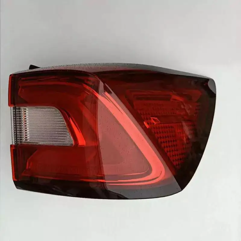 Rear taillight assembly rear steering brake lights for SAIC Roewe i5 MGi5 2019-2020  11269702 10292138 10587411 10587410 1029213