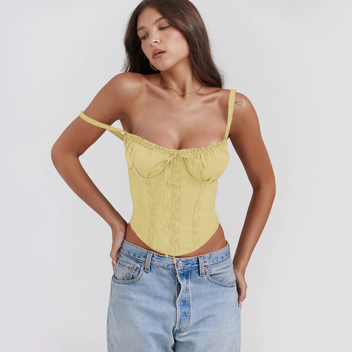 Mini Abito Elegante In Pizzo Per Donna – Maniche Lunghe A Campana, Corsetto, Scollo A Cuore, Floreale, Taglie S-L, Per Feste