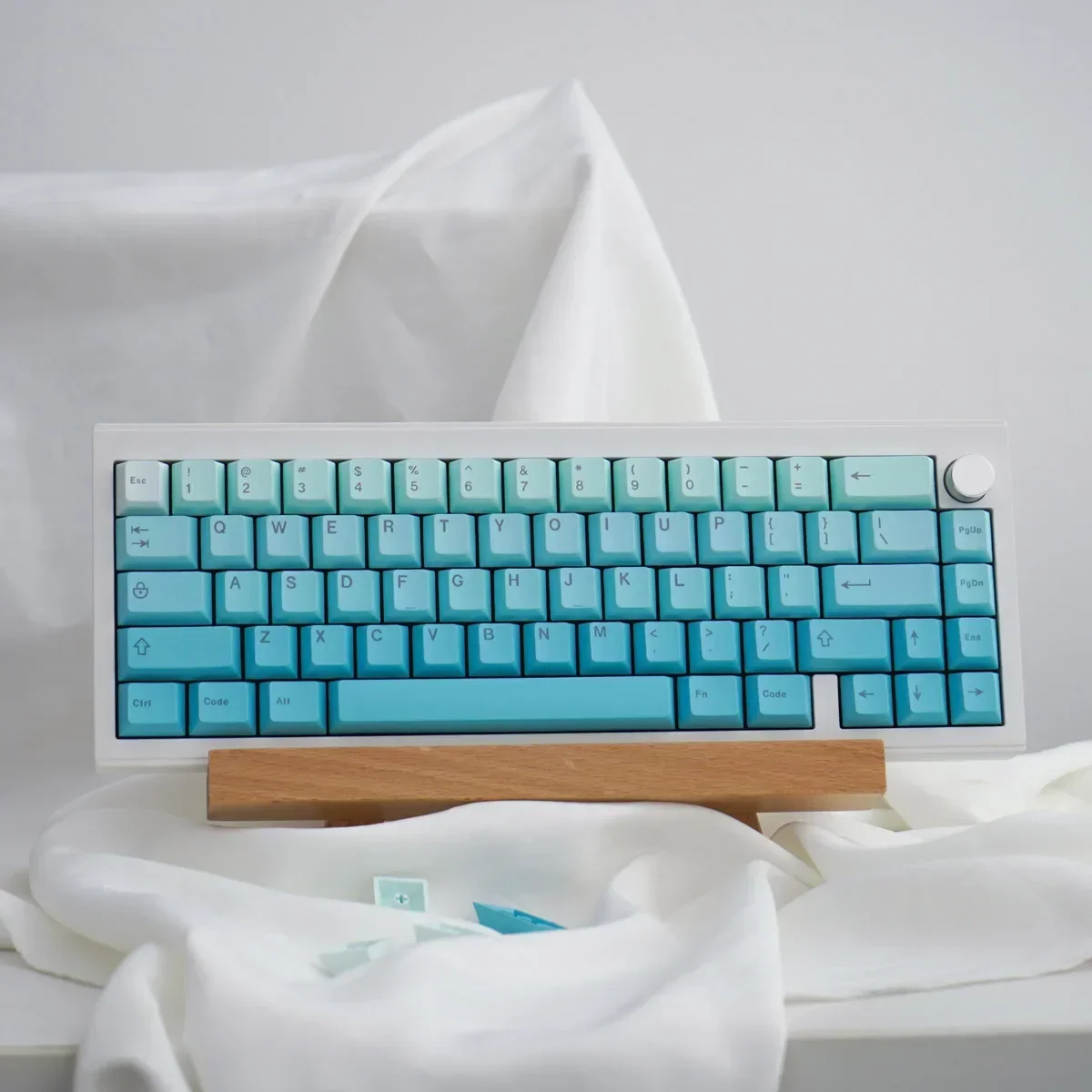 Gradual change cyan positive/side engraving mechanical keyboard keycap 125 key PBT hot sublimation original height