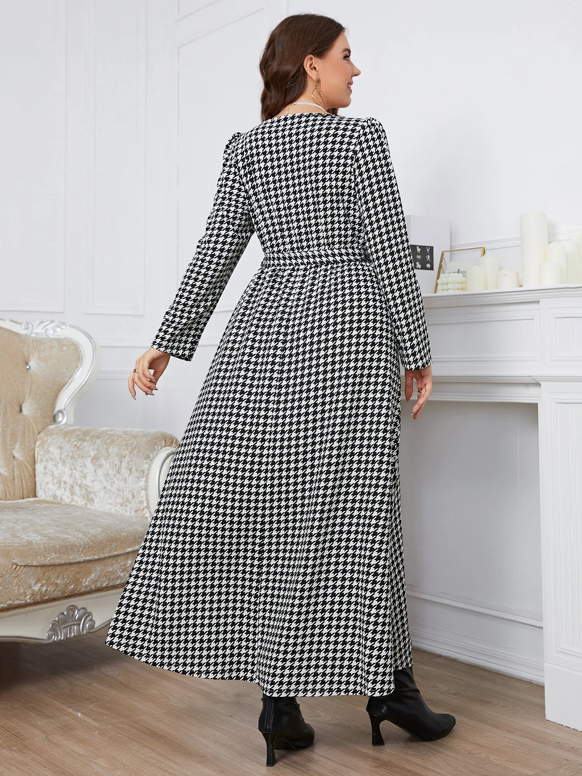 Plus Size Dress For Women 2024 Fashion Elegant Black White Plaid Belted Dress Long Sleeve Casual Big Size Maxi Female Clothing