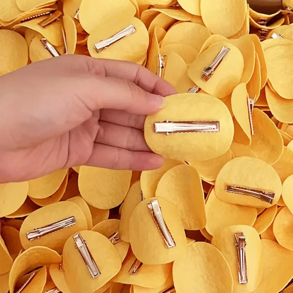 

4Pcs Funny Simulated Potato Chip Hairpin Hair Clips Cute Creative And Funny Hair Accessories For Students Duck Bill Clip Side