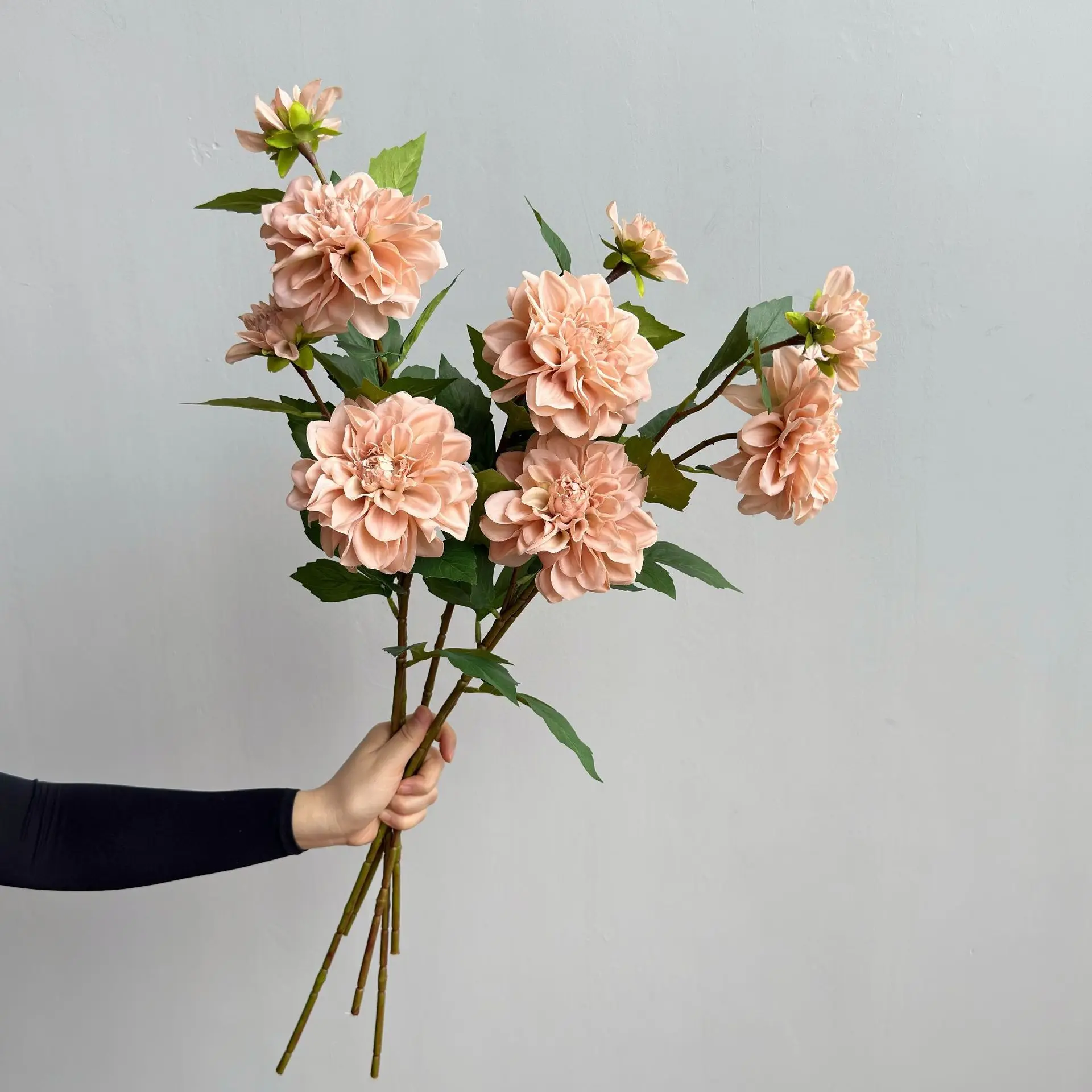 3-teiliges Set mit 2-köpfigen, feuchtigkeitsspendenden Dahlien, künstliche Blumen für die Heimdekoration, künstliche Dahlien, DIY-Brautstrauß, Hochzeitstisch-Blumendekoration – Detail 22