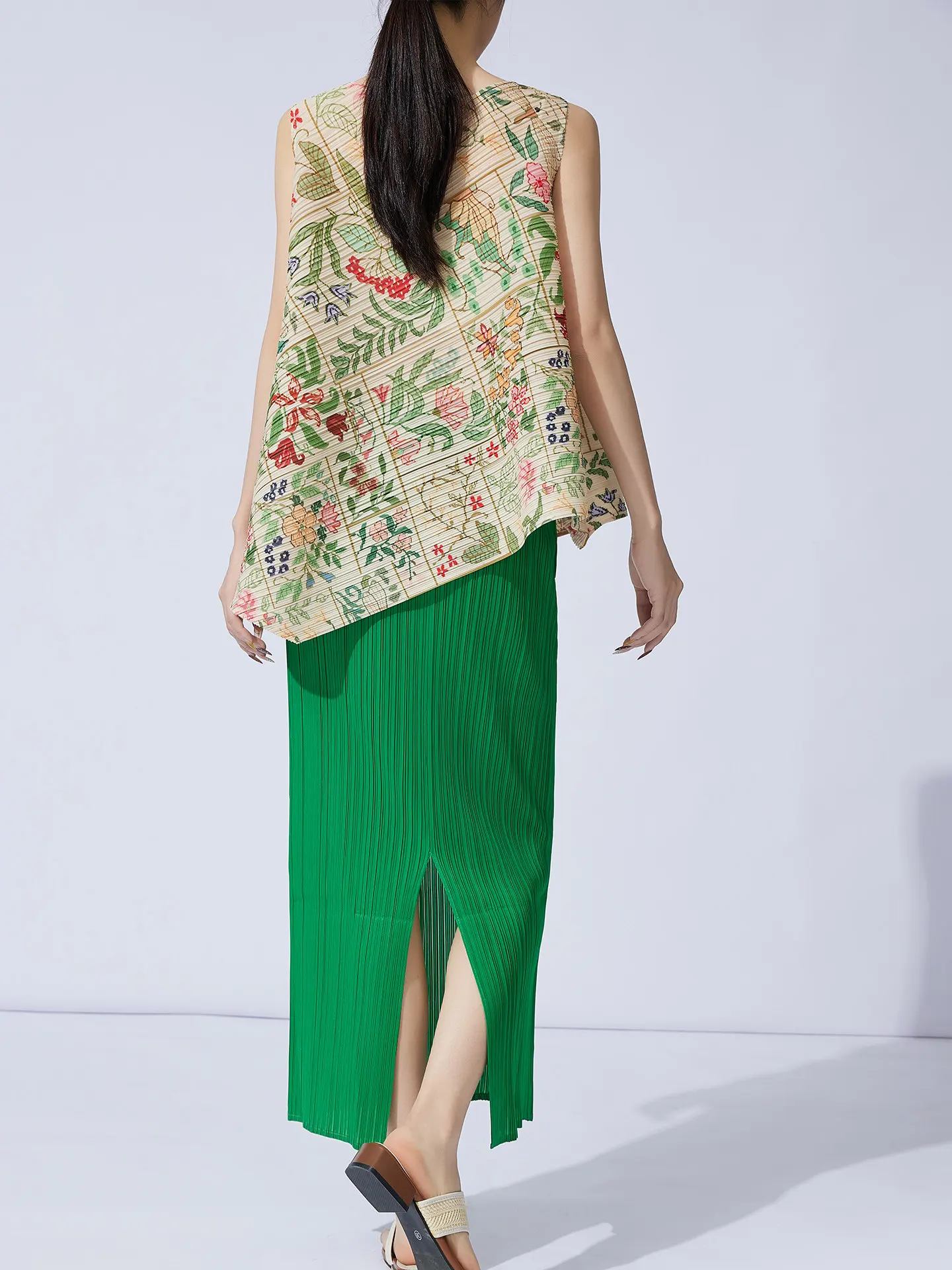 Three Piece Pleated Floral Print Sleeveless Vest And Skirt Set Women's Summer Slimming Youthful Beautiful Fashion Ensemble