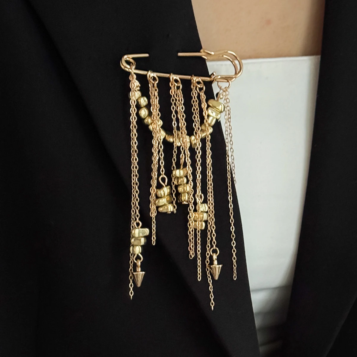 Ingemark Trendy Elegant Irregular CCB Brooch for Women Vintage Metal Tassel Suit Collar Pins Clip 2026 New Party Jewelry Gifts