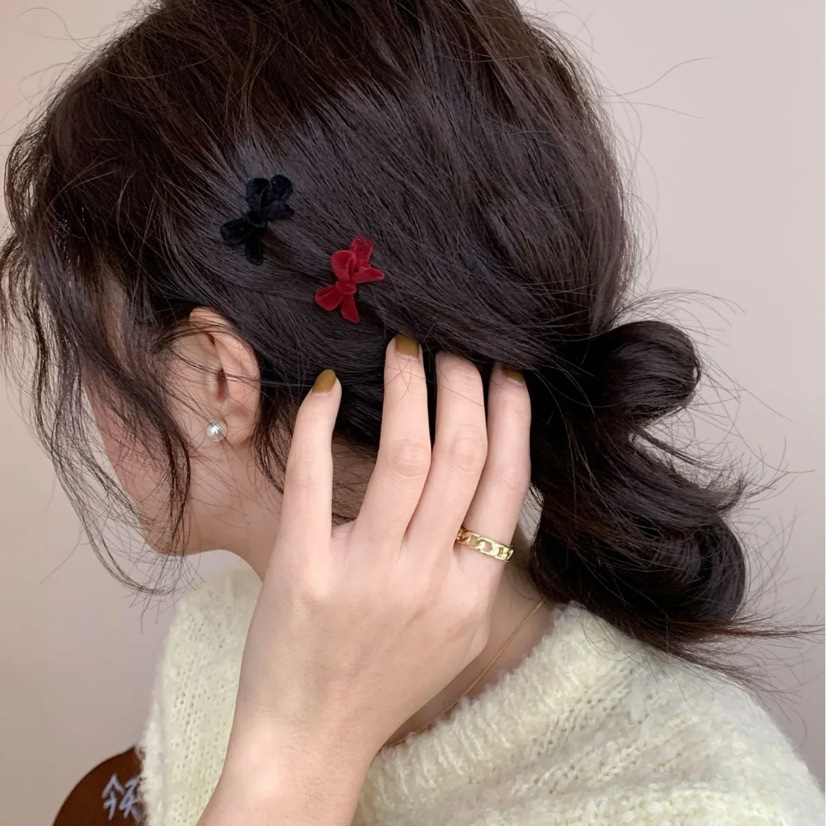 

Velvet Bow Small Hair Clip for Women Side Bangs Front Head Duck Bill Clasp Fall Winter Daily Black