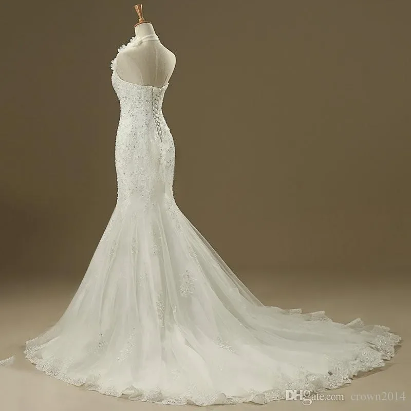 2025 Vestidos de novia de encaje de sirena con cuello halter Apliques de cuentas Flores 3D Vestidos de novia de cola de corte con cordones
