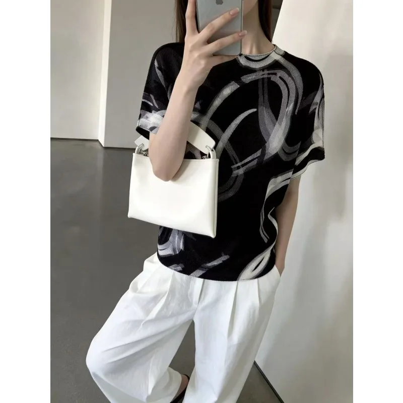 Miyake Pleated Print T-Shirt 2026 Summer New Multi-Color Contrast Print Versatile Abstract Graffiti Fashion Commuter Top Women