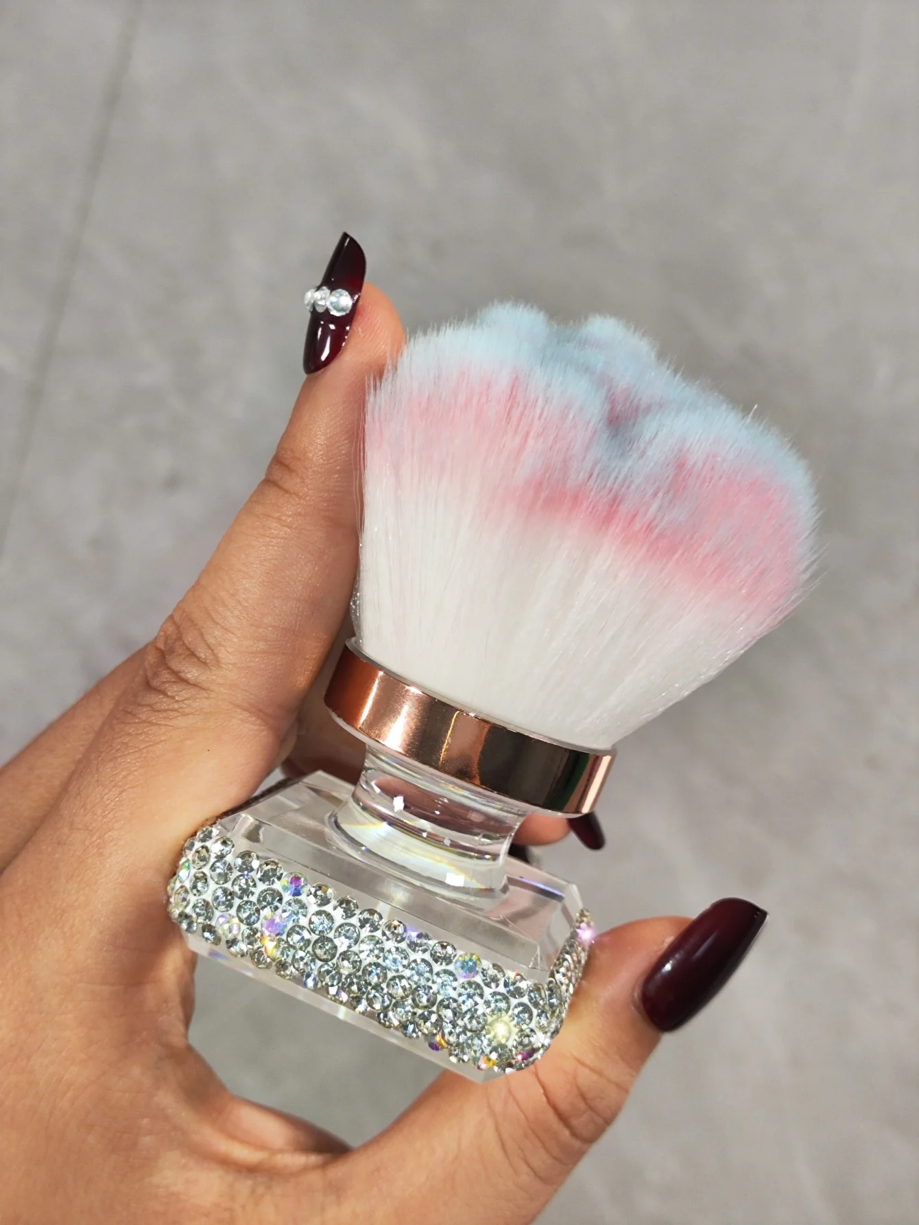 

Multi-Functional Plastic Setting Brush Artificial Diamond Set Advanced Sense Blush Brush Travel Portable Soft Beauty Tool