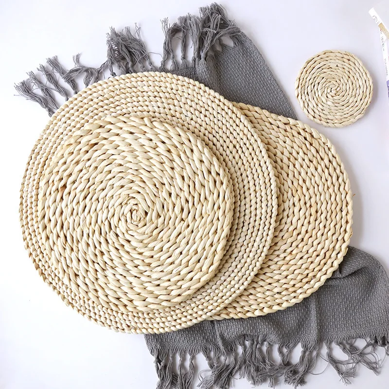 6pcs Handwoven Corn Husk Placemats - Heat Resistant Mats for Hot Dishes, Pans & Pots, Natural Straw Table Mats for Kitchen