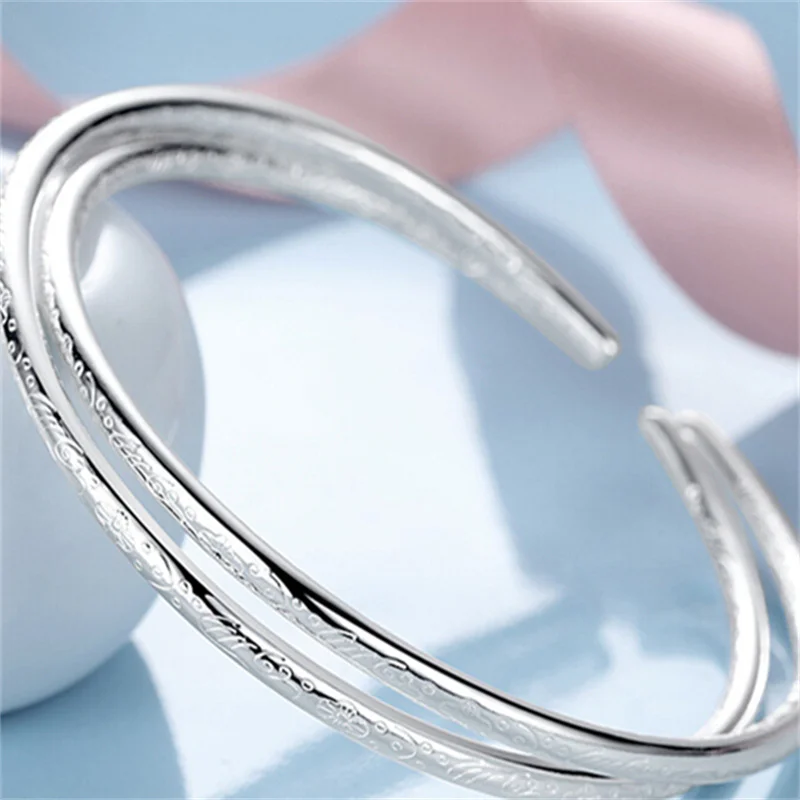 Chinese Lucky Cloud 999 Sterling Silver Bangle Ladies Thin Round Tube Retro Auspicious Cloud Carved Open Bracelet Hypoallergenic