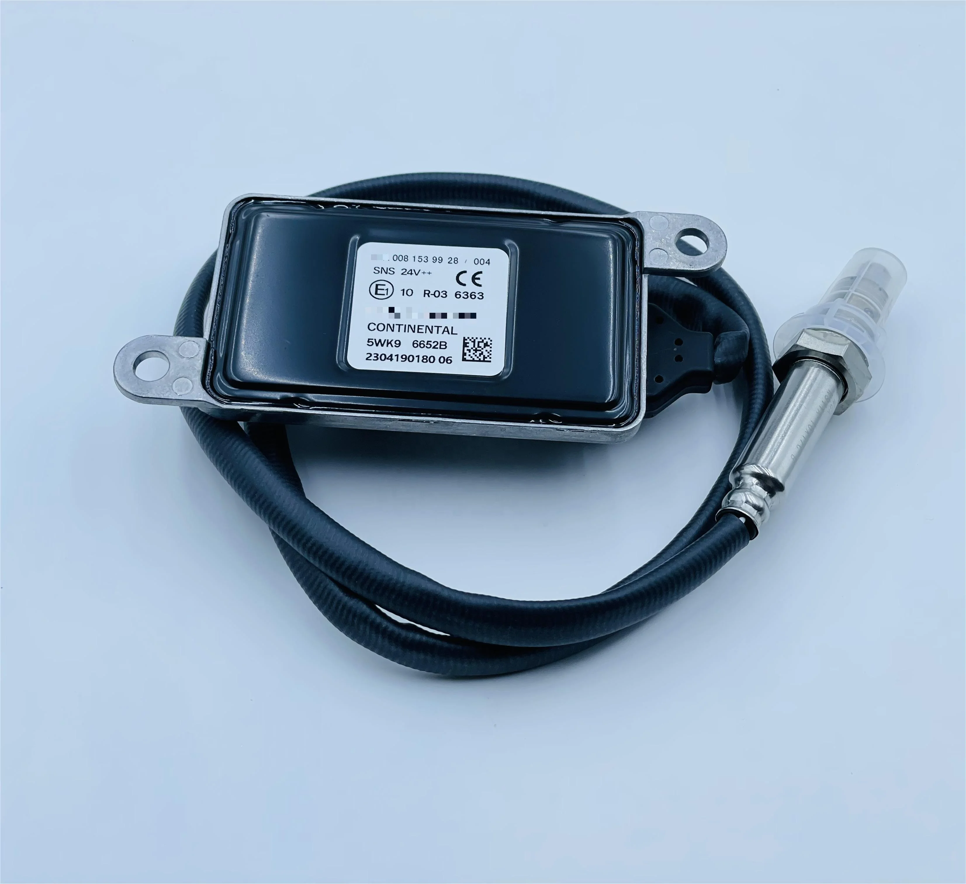 Hot sale Nitron Oxyn Sensor A0101539428 A0081539928 5WK96652B 5WK96363 for MB Truck NOx New Condition 1 Year Warranty