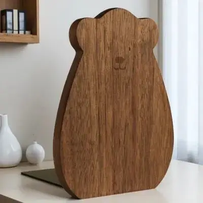 1Pcs Adorable Bookend Solid Wood Bear Design Simple Elegant Bookshelf Mounting Gift Adorable Bookend Bookshelf Accessory