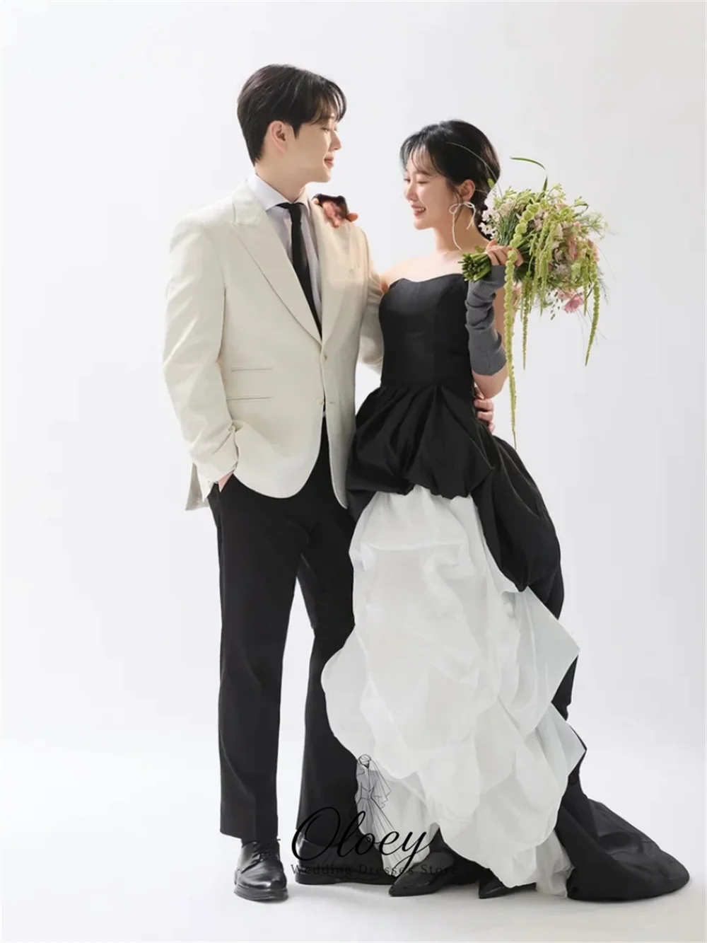 oloey-elegante-vestido-negro-y-marfil-sin-tirantes-para-sesion-de-fotos-de-boda-coreana-corte-en-a-plisado-2026-vestido-de-fiesta-personalizado-vestido-de-graduacion