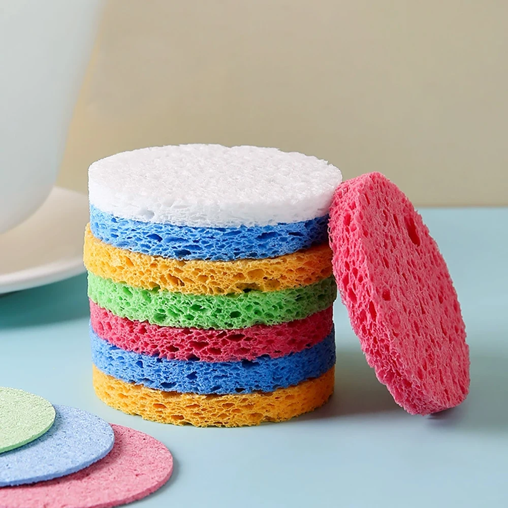 Circular compressed wood pulp cotton kitchen cleaning sponge not easily stained with oil, dishwashing cotton expands when wet