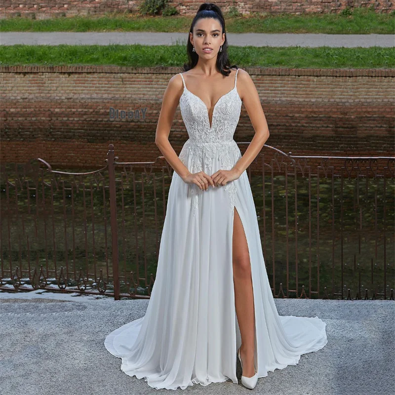 Elegantes vestidos de casamento linha A para mulheres, costas abertas, cintas de espaguete, decote em v, aplique de renda, vestidos de noiva