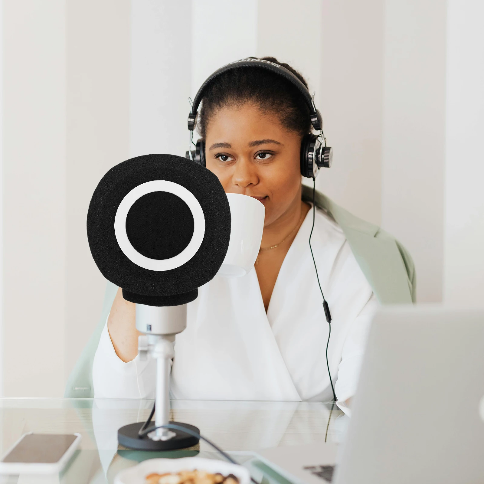 

Microphone Sponge Cover Noise Reduction Windscreen Pop Filter for Recording Live Streaming Singing Soundproof Equipments