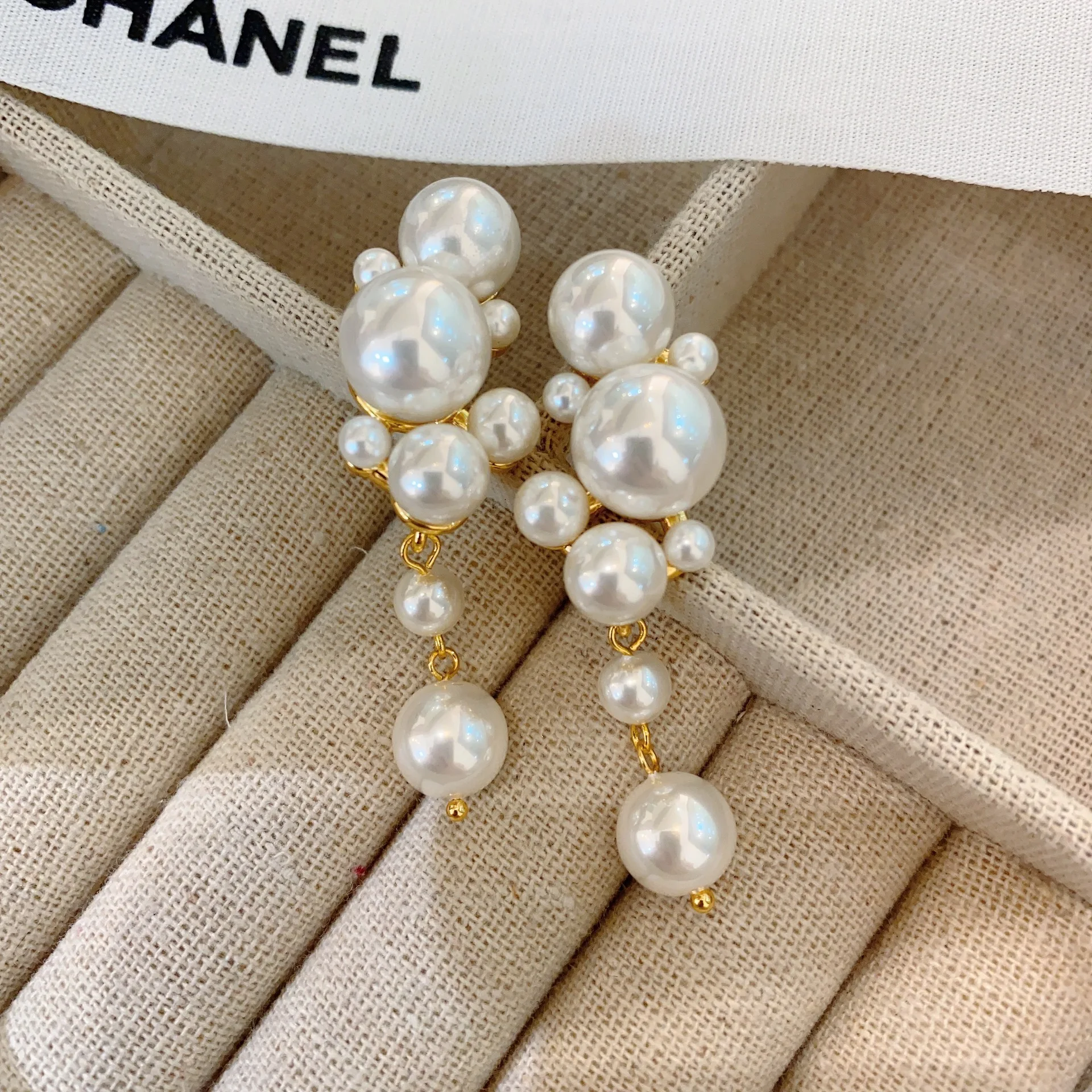 

Fashionable string pearl goddess internet celebrity versatile trendy earrings