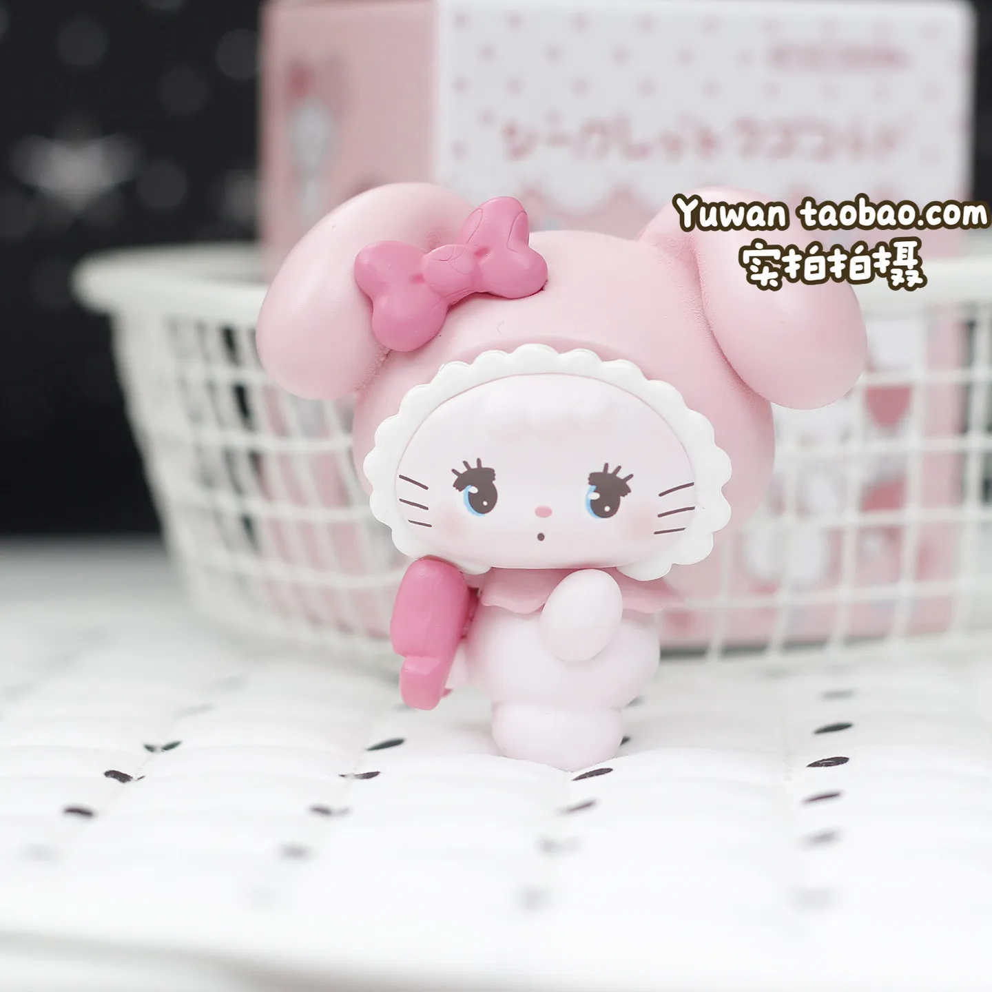 Sanrio Mikko Illustration Blind Box Hello Kitty Cinnamoroll Kuromi Kawaii Character Model Collectible Toy Desk Decoration Gifts view 5