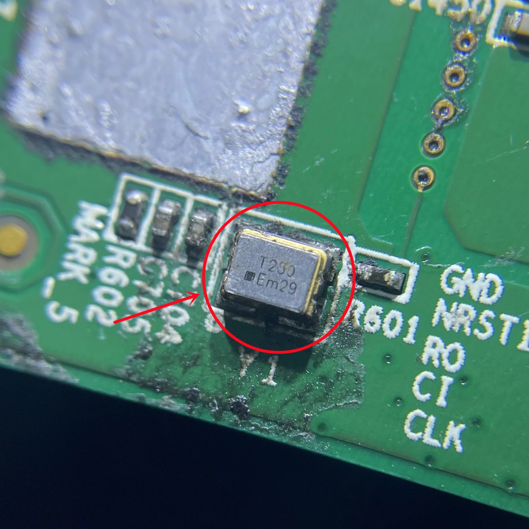 25 ميجا هرتز 3225 3.2*2.5 مللي متر T250 Xtal كريستال مذبذب ل Antminer S17 + hashboard Y1