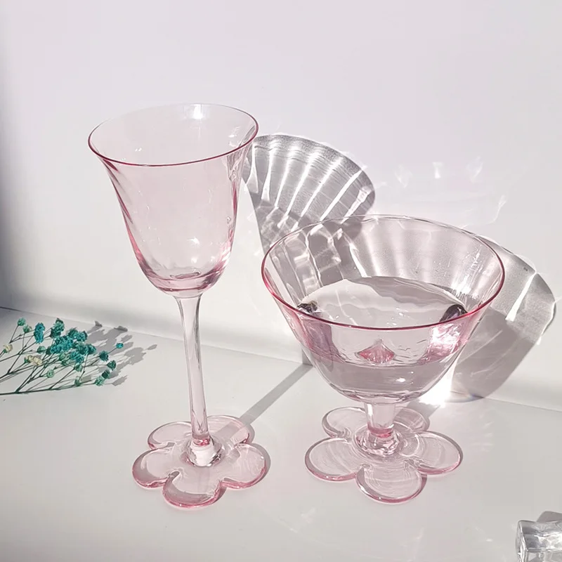 

Floral Ice Cream Glass Pink Stemmed Dessert Bowl Unique Wine Cup for Girls Aesthetic Tableware Creative Sundae Parfait