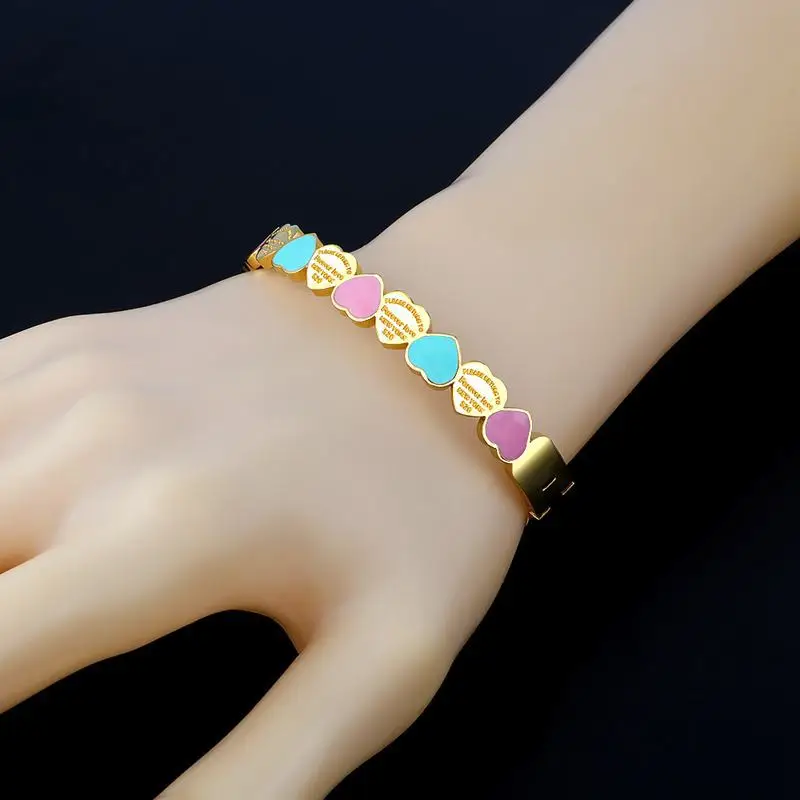 New Brand Sweet Heart Charm Cuff Bangles Luxury Wristband Wedding Women Girls Jewelry Gift