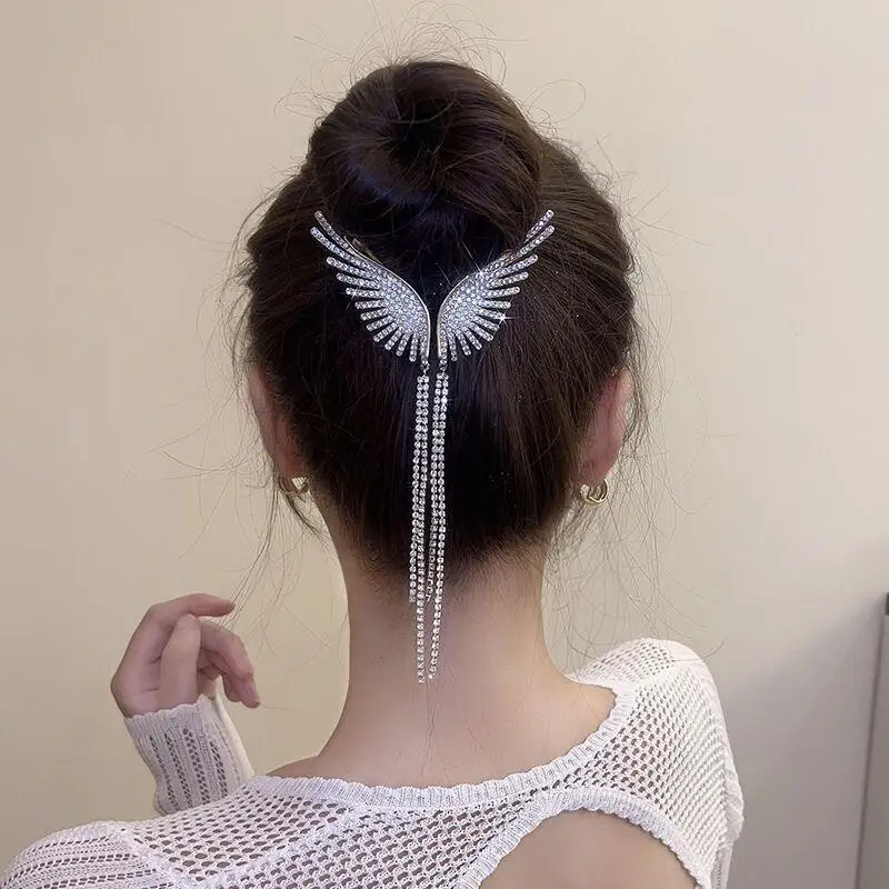 Fermagli per capelli con nappe a farfalla alla moda per le donne ali di cristallo artiglio per capelli elegante fibbia a coda di cavallo Coiffure